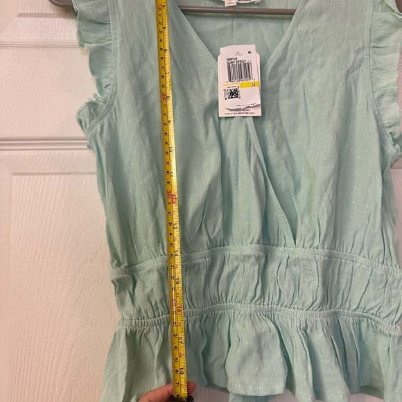 Hippie Rose Green Flutter Sleeve Blouse with Ruffled Peplum - Picture 6 of 10